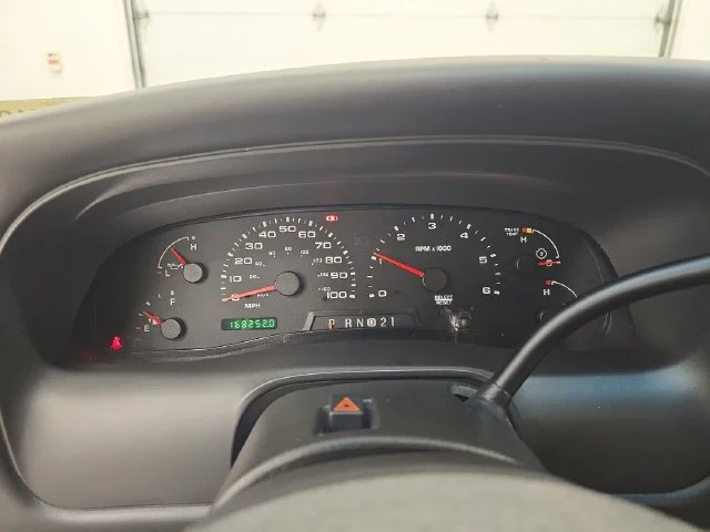 Used 2005 Black Clearcoat Ford Limited image 26