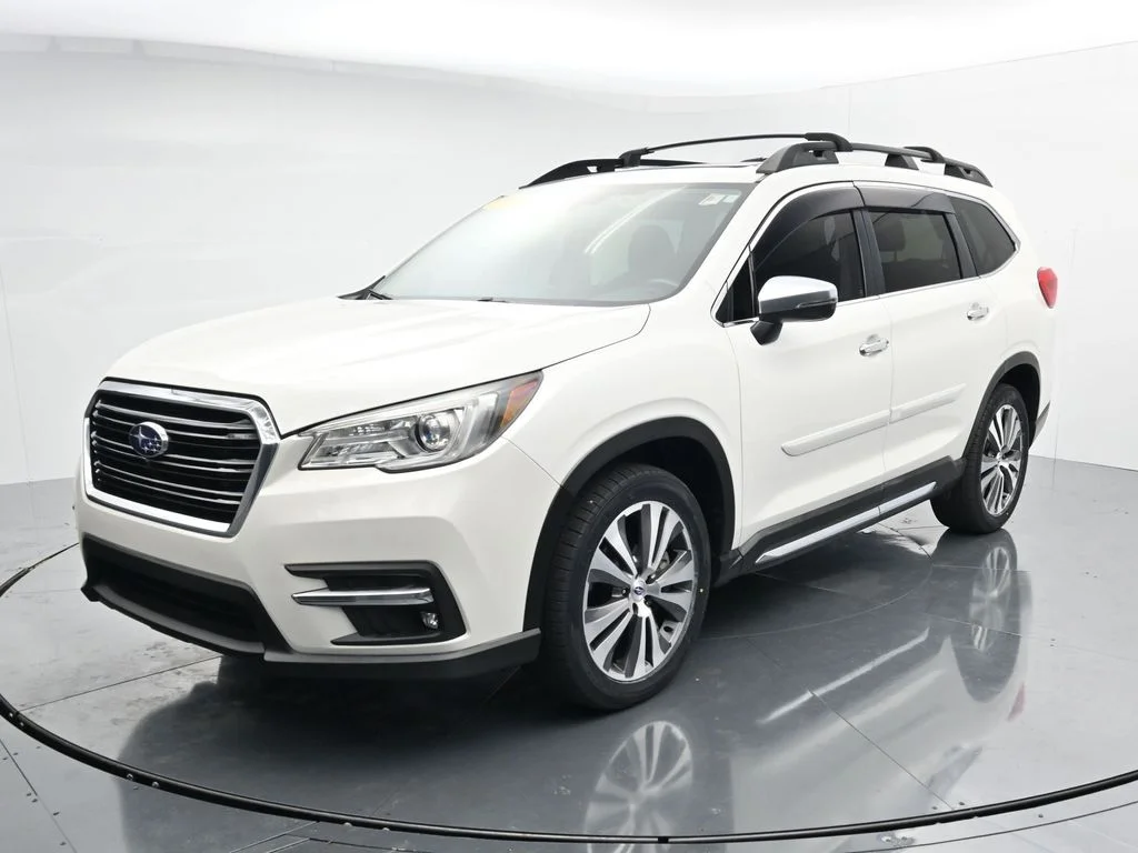 Used 2019 White Subaru Touring image 3