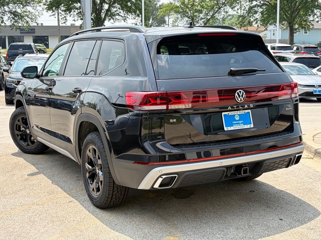 New 2026 Deep Black Pearl Volkswagen 2.0T Peak Edition image 8