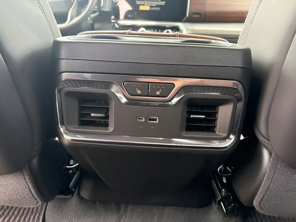 New 2026 Glacier White Tricoat GMC Denali Ultimate image 25
