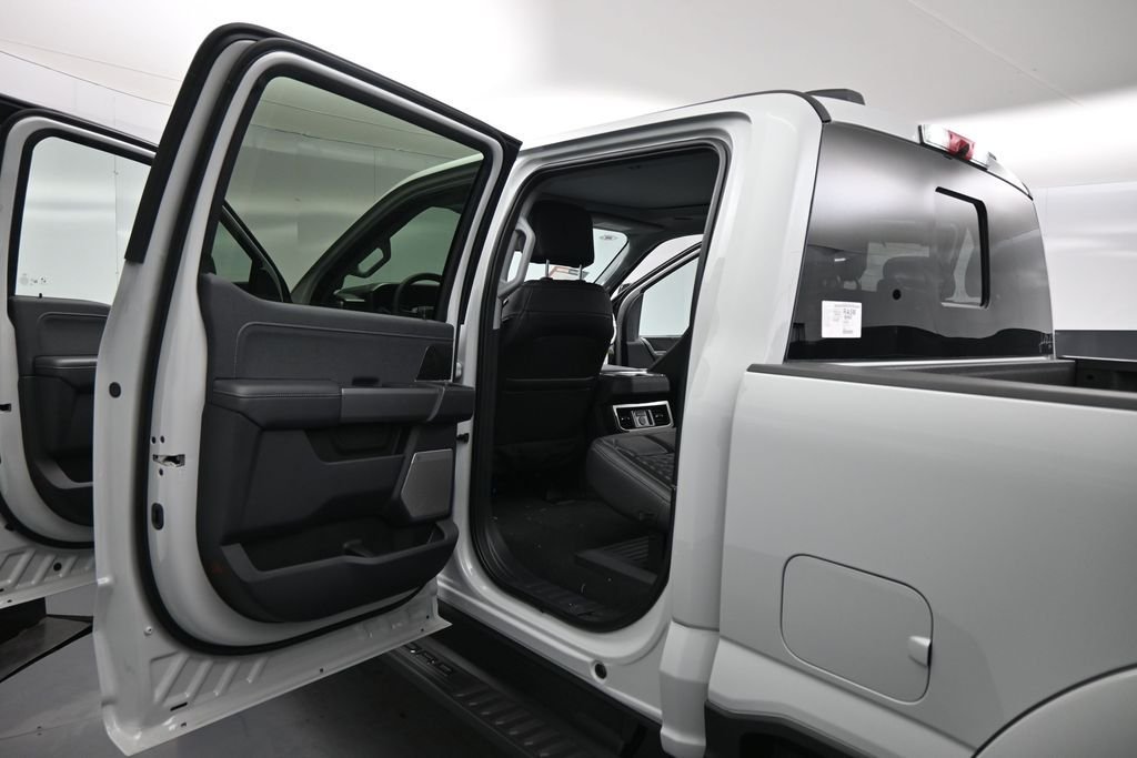New 2026 Avalanche Ford Lariat image 19