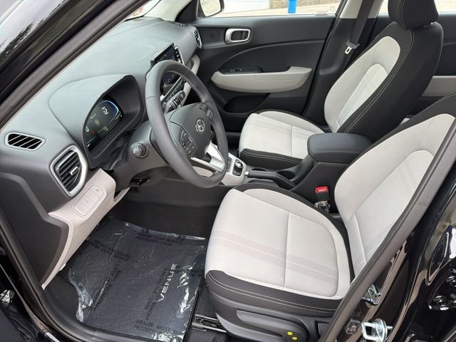 New 2026 Onyx Black Hyundai SEL image 8