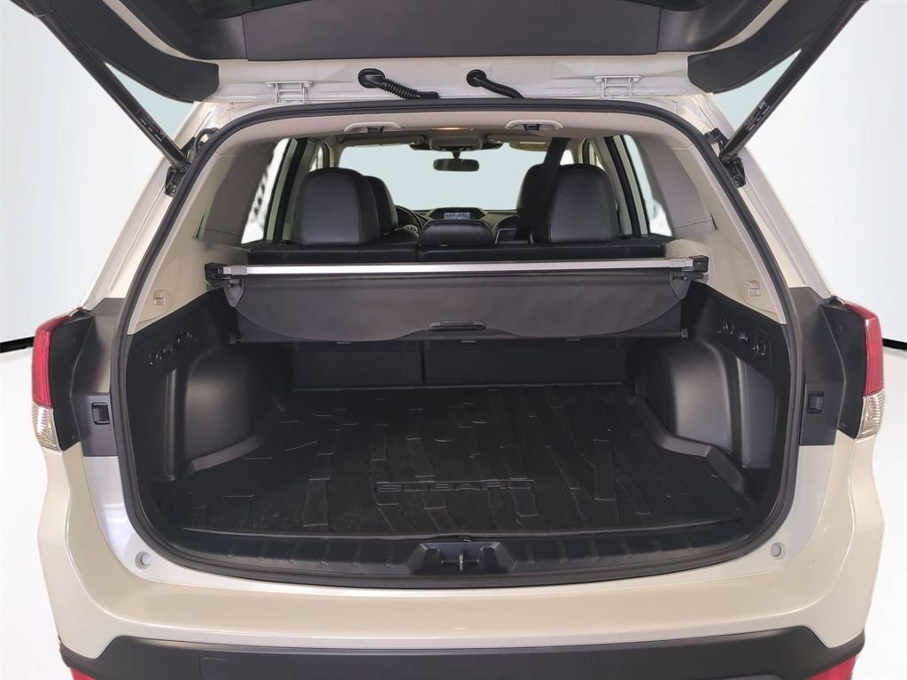2023 Subaru Forester Limited - Photo 14