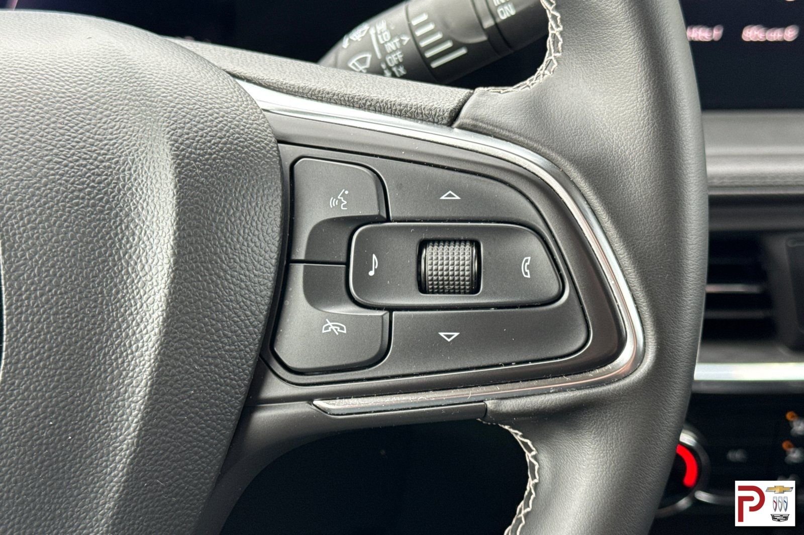 Used 2024 Gray Buick Preferred image 28