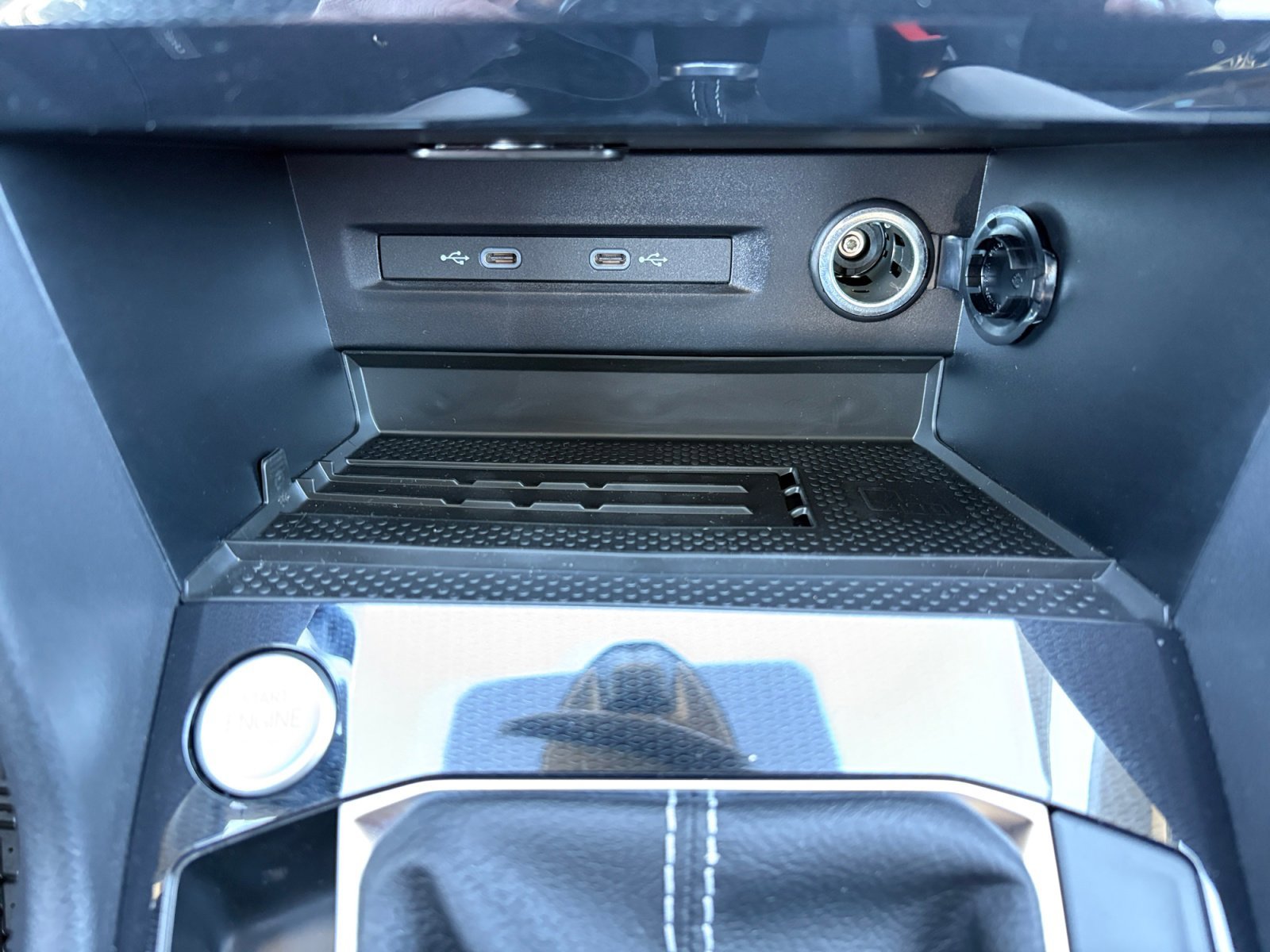 New 2026 Pure White Volkswagen SE image 21