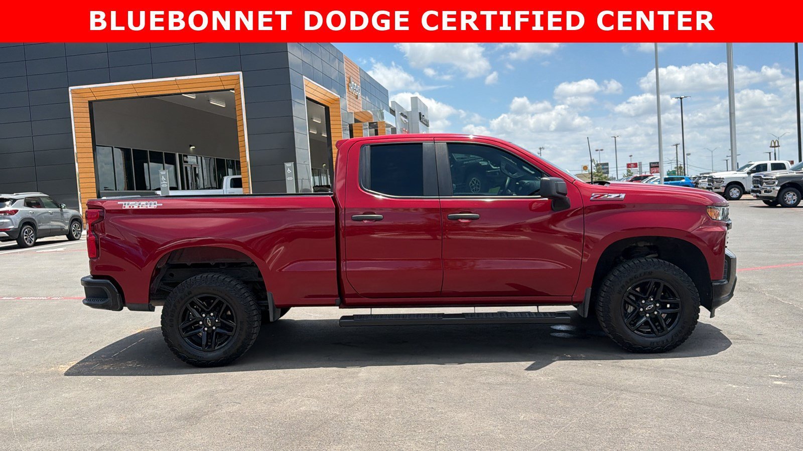 Certified Used 2019 Cajun Red Tintcoat Chevrolet Custom Trail Boss image 4