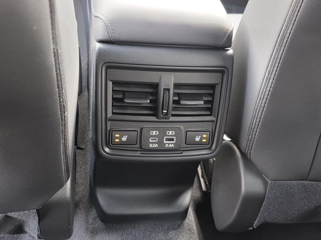 2026 Subaru Outback Limited - Photo 13