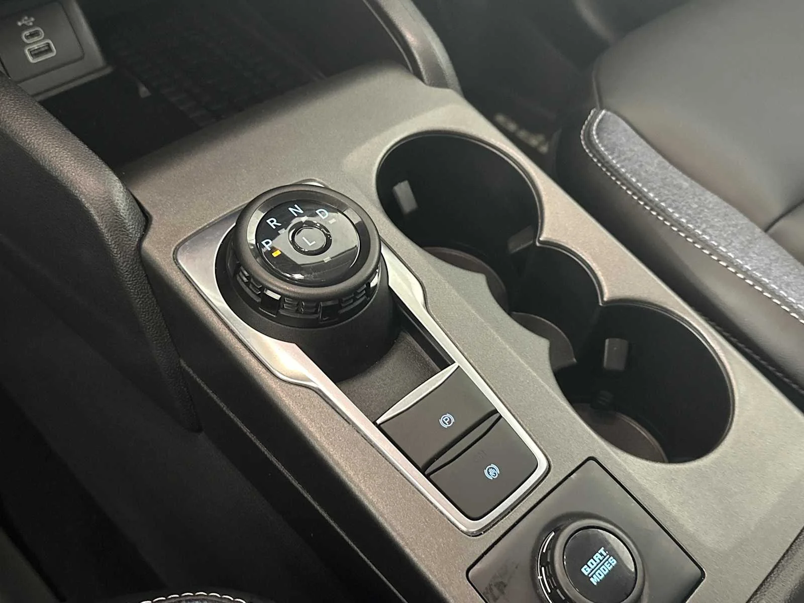 Used 2025 Carbonized Gray Ford Outer Banks image 39