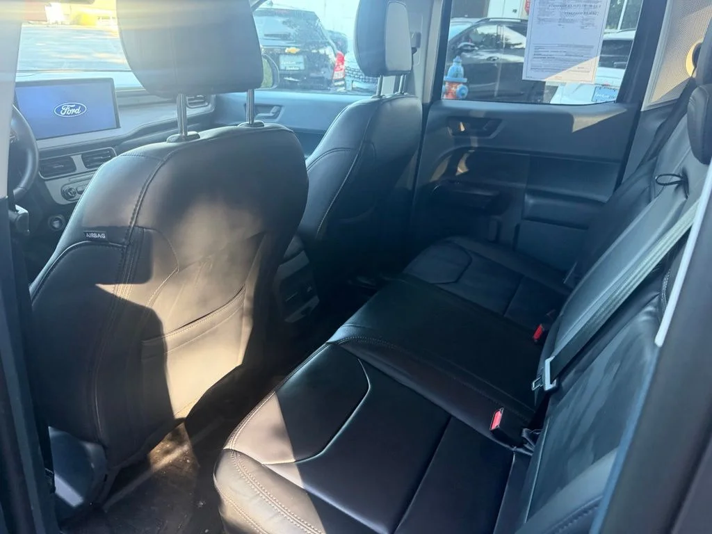 Used 2025 Gray Metallic Ford Lariat image 13