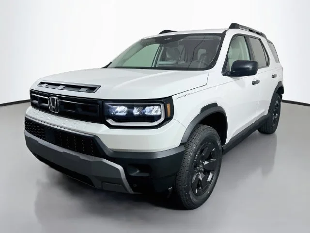 New 2026 Platinum White Pearl Honda RTL image 3