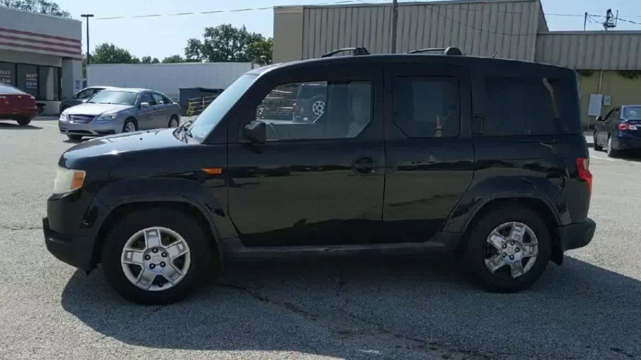 2011 Honda Element LX photo 4