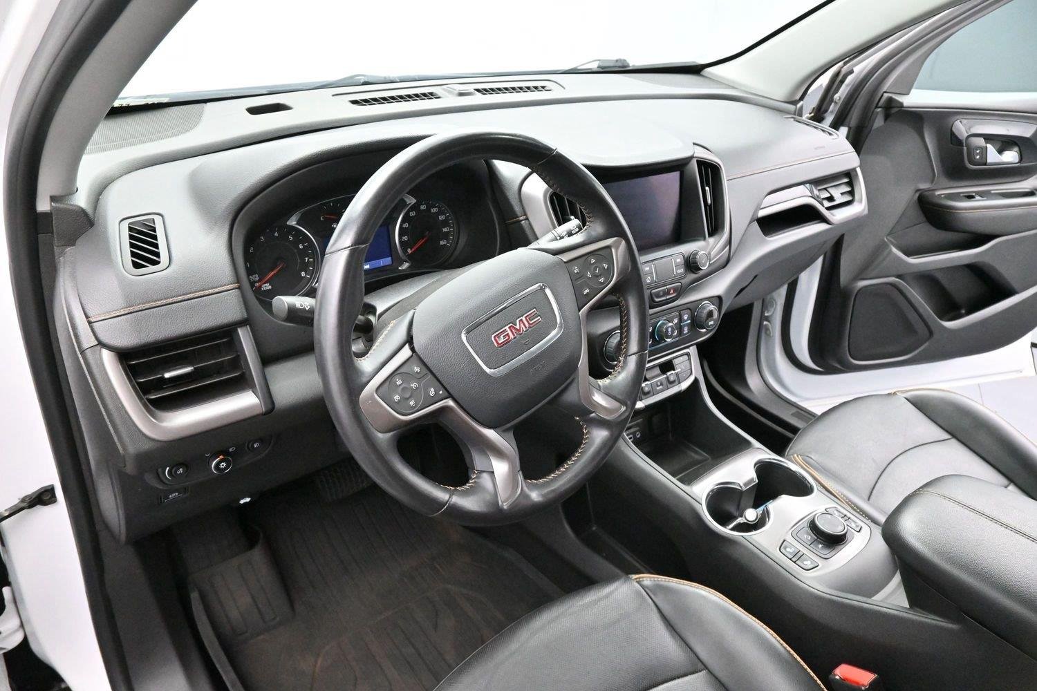 Used 2022 Summit White GMC AT4 image 18