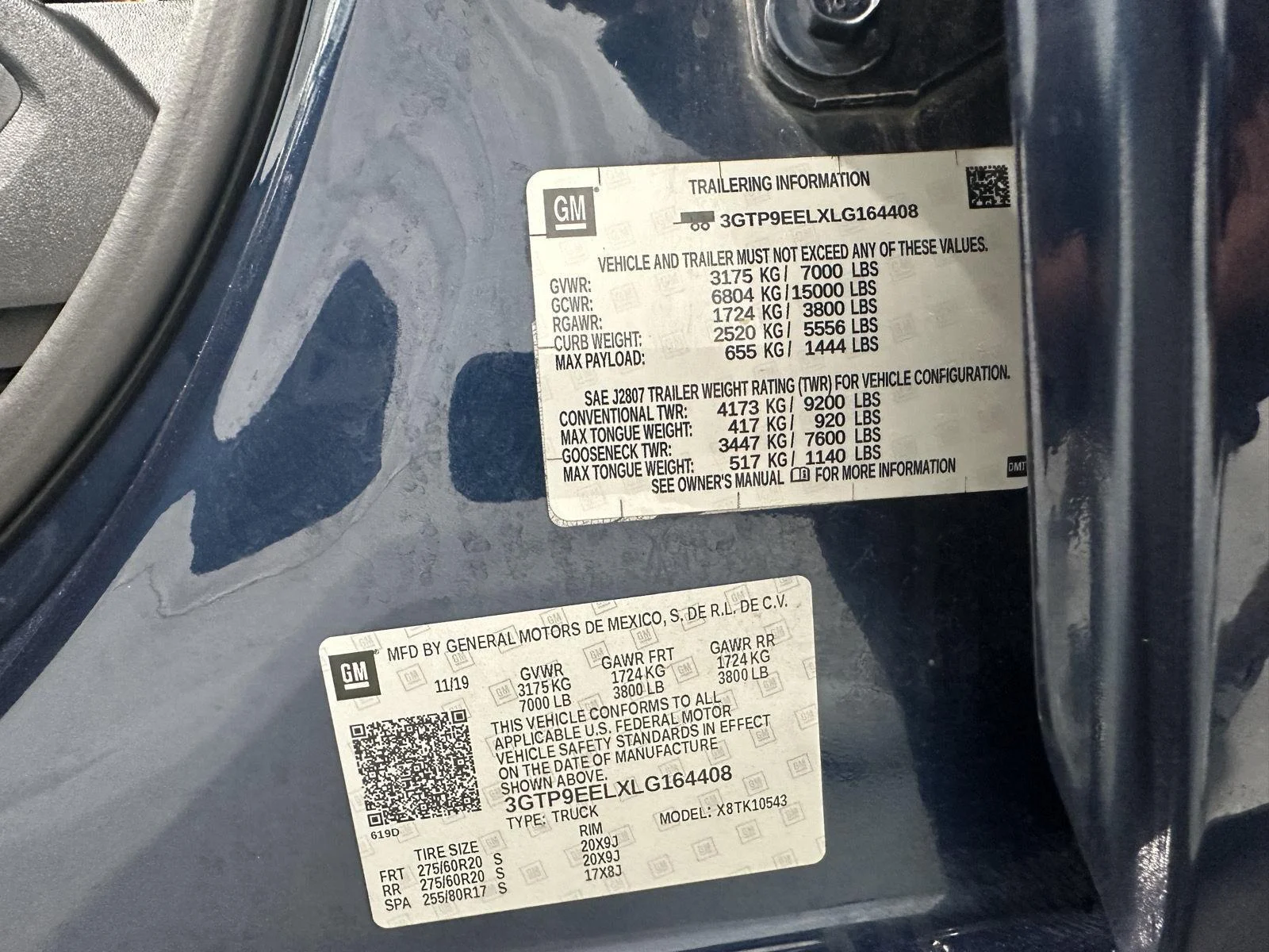 Used 2020 PACIFIC BLUE METALLIC GMC AT4 image 32