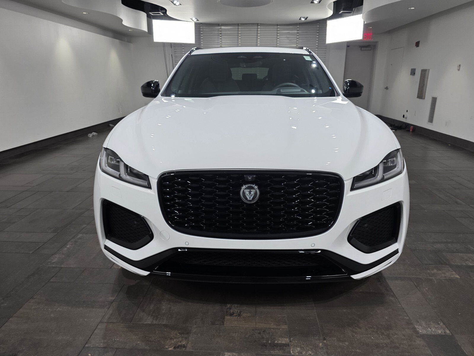 New 2026 Fuji White Jaguar R-Dynamic S P250 image 2