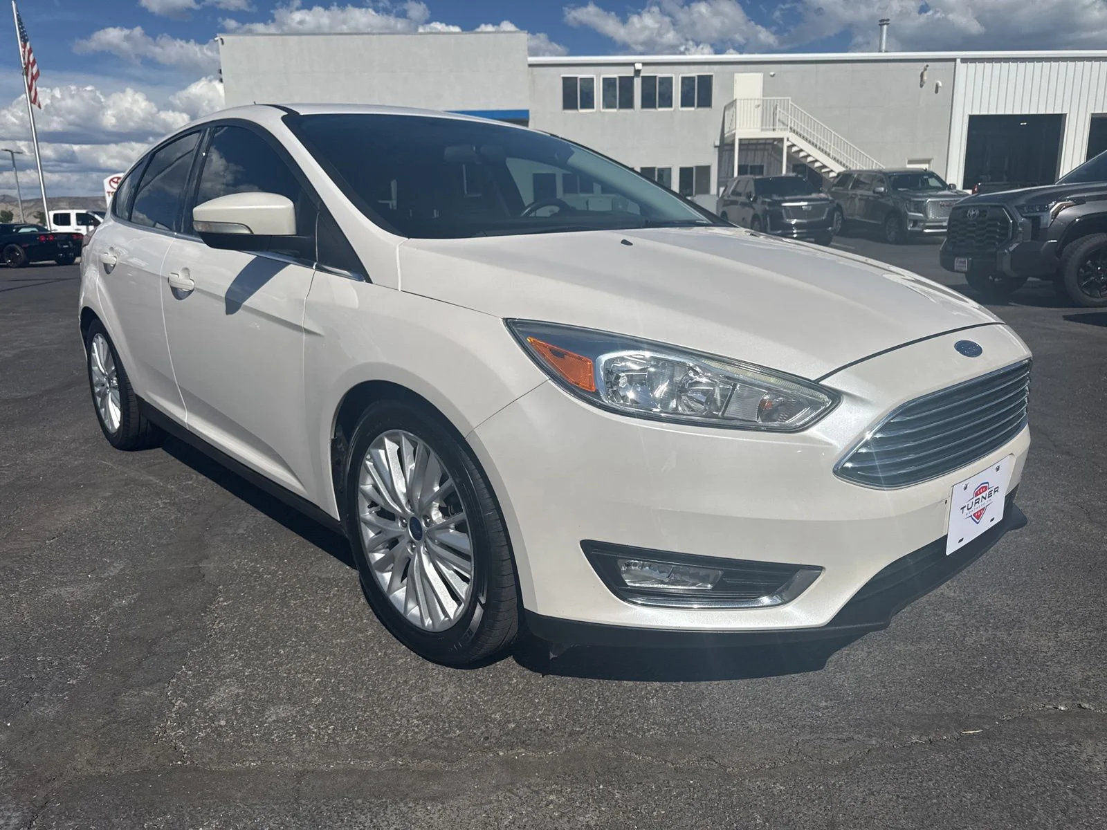 2018 Ford Focus Hatch Titanium's photo