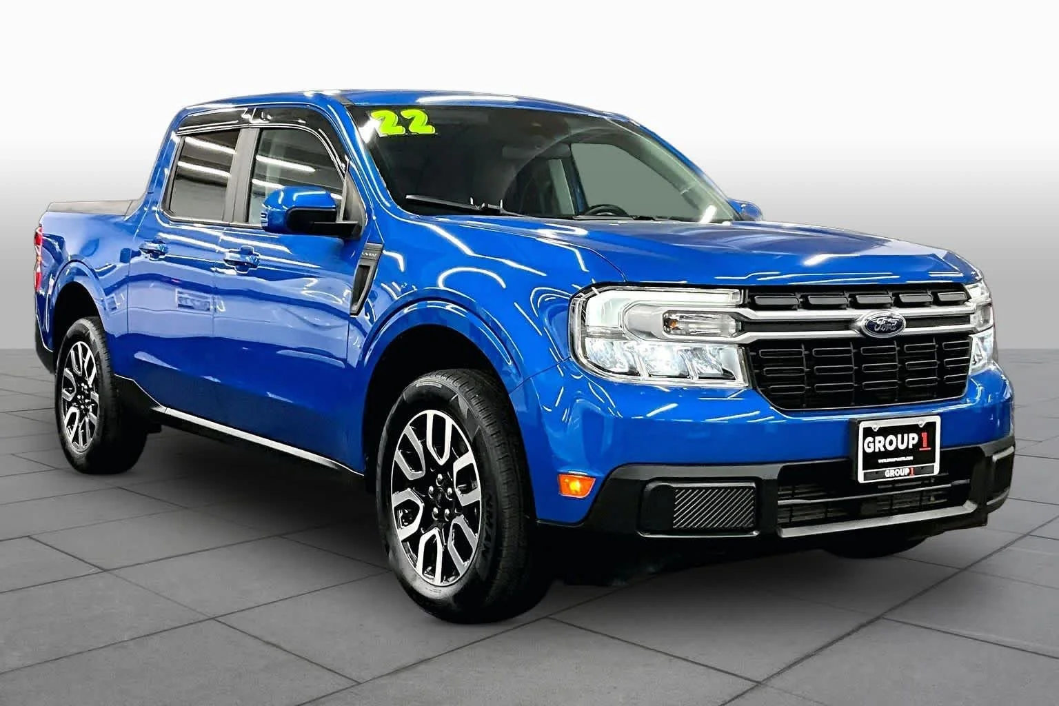 Used 2022 Velocity Blue Metallic Ford Lariat image 2