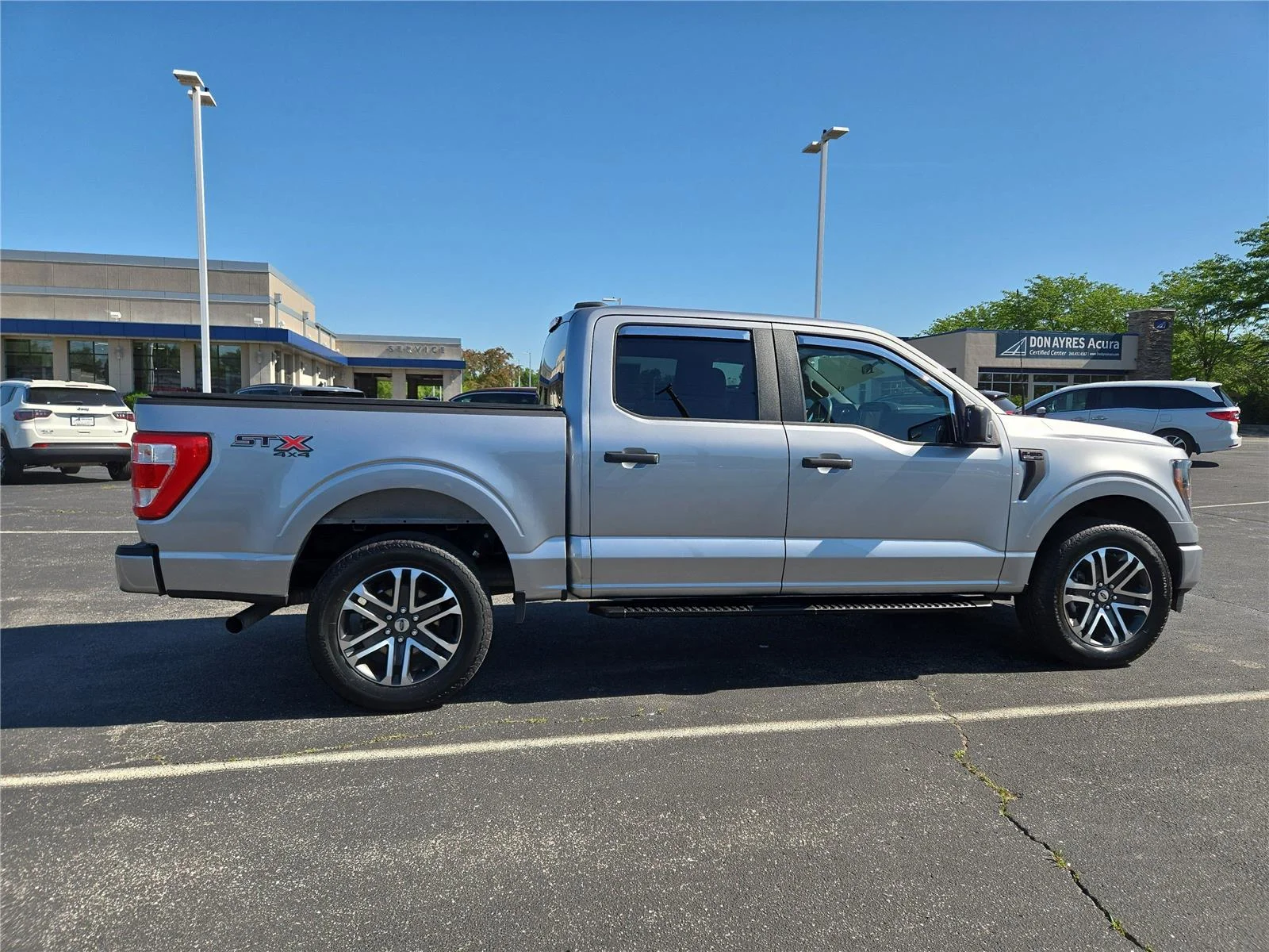 Used 2023 Iconic Silver Ford XL image 31