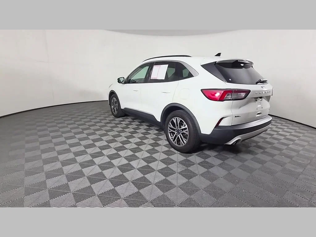 Used 2020 White Metallic Ford SEL image 44