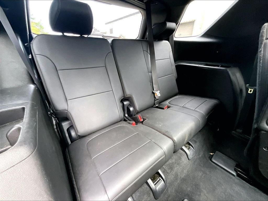 Used 2023 Northsky Blue Metallic Chevrolet LT Leather image 17