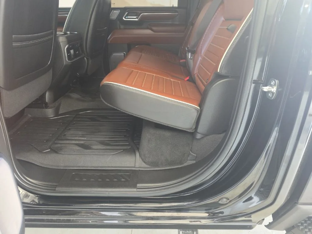 Used 2024 Onyx Black GMC Denali Ultimate image 22
