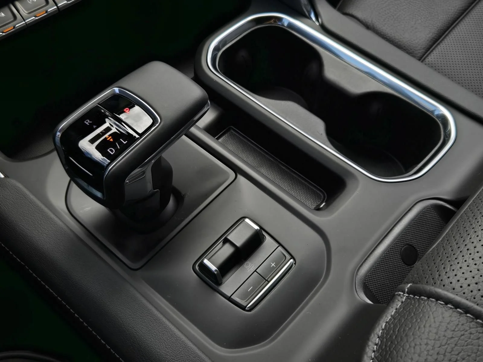 2026 GMC Sierra 1500 Denali - Photo 12