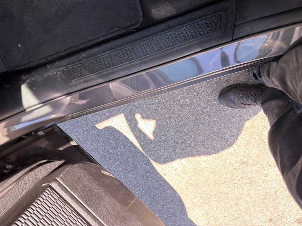 Used 2025 Gray Jeep Laredo X image 22