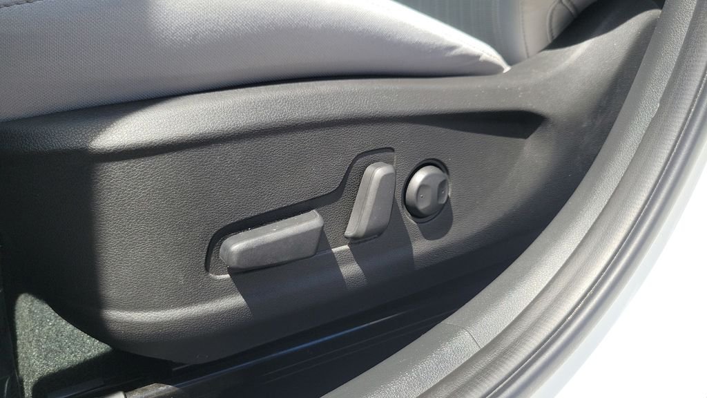 Certified Used 2023 White Hyundai SEL image 16