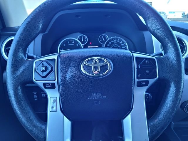 Used 2017  Toyota  image 25