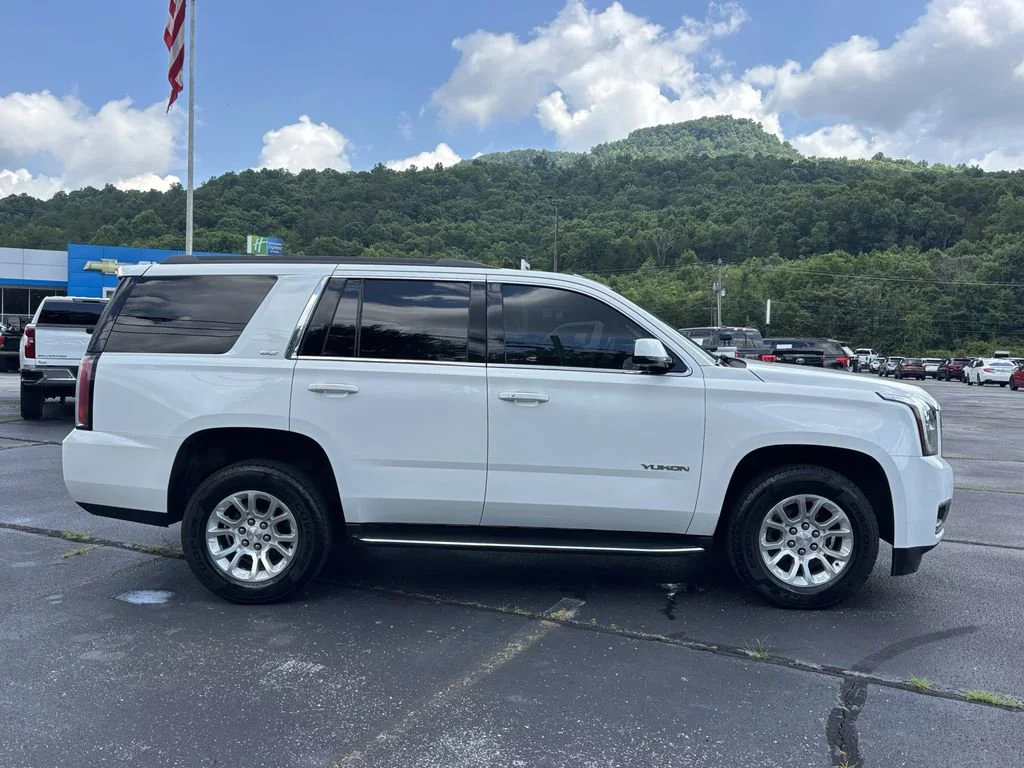 Used 2018 SUMMIT WHITE GMC SLT image 6