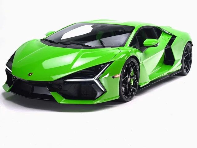 2024 Lamborghini Revuelto 