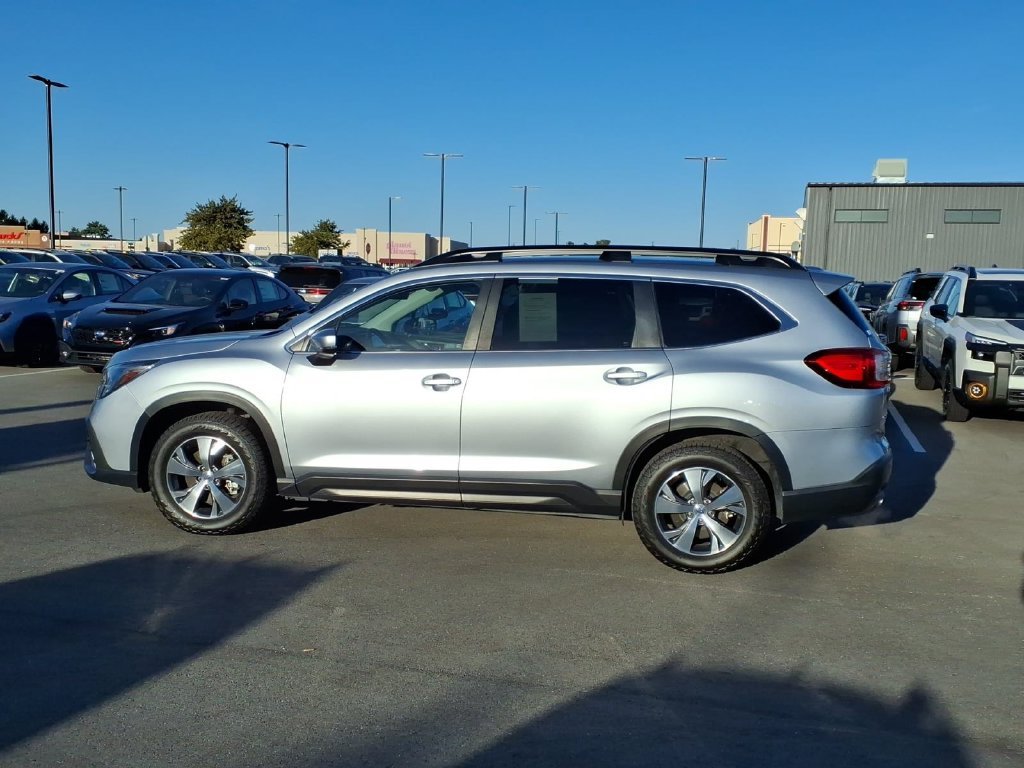 Used 2024 Ice Silver Metallic Subaru Premium image 2