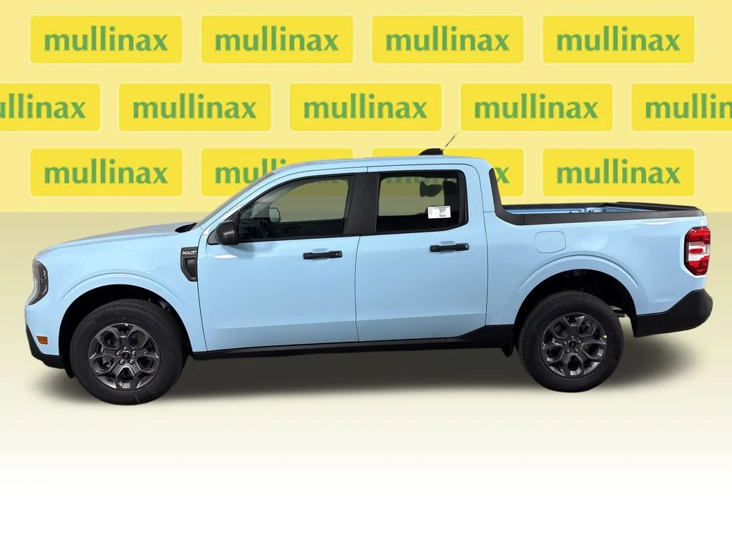 New 2026 Blue Ford XLT image 12