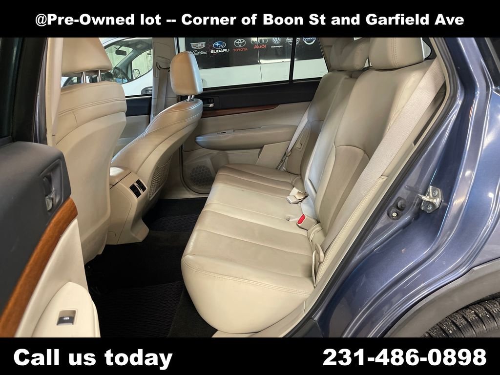 Used 2014 Blue Subaru 2.5i image 27