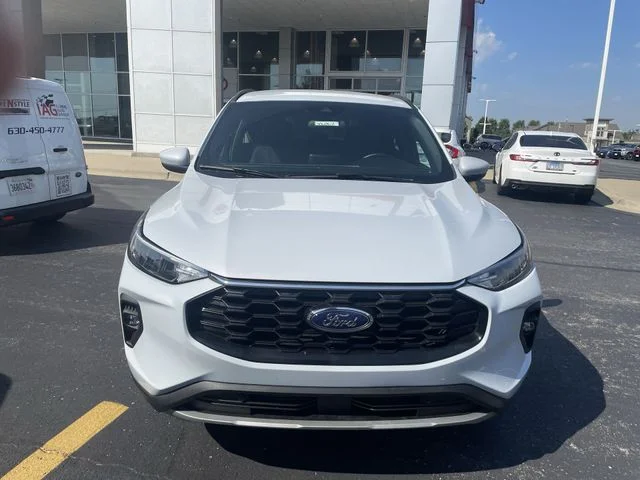 2025 Ford Escape ST-Line Select - Photo 11