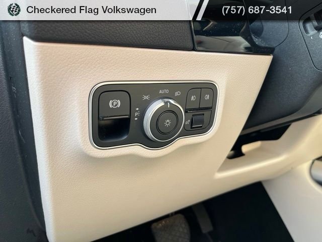 Used 2023 Polar White Mercedes-Benz GLA 250 4MATIC® image 17