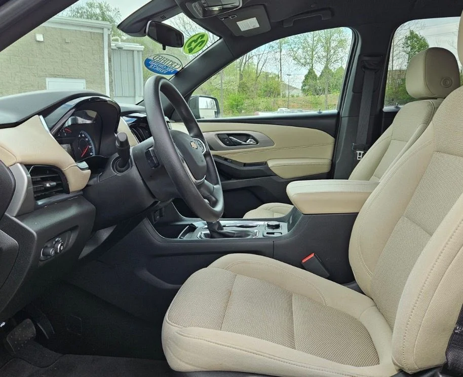 Used 2023 Black Chevrolet LS image 8