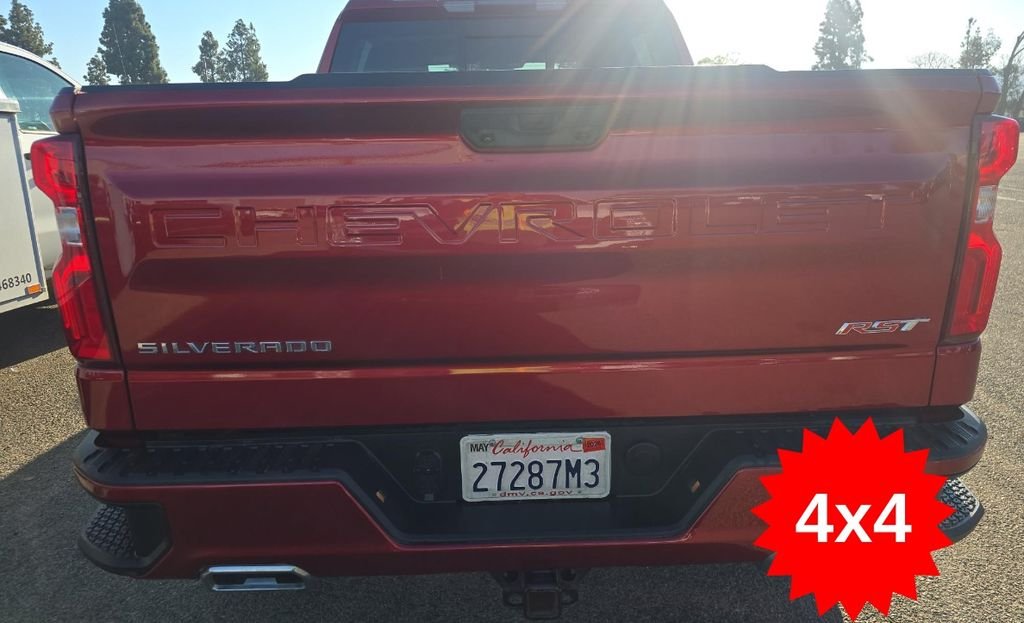 Used 2022 Red Chevrolet RST image 4
