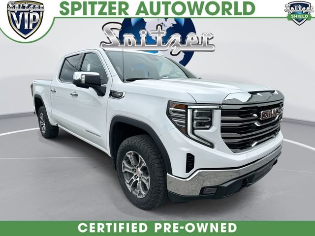 Used 2025 White GMC SLT image 1