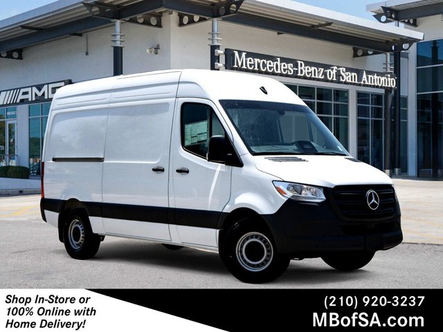 New 2025 Mercedes-Benz Sprinter Cargo Van 144 WB With Navigation