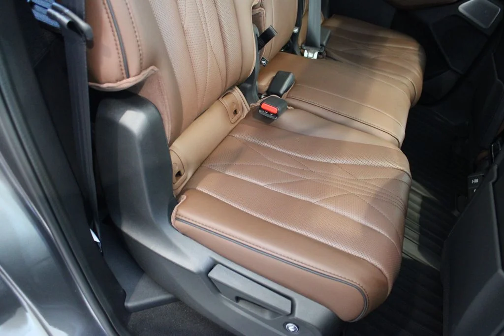 New 2026 Liquid Carbon Metallic Acura Advance Package image 24