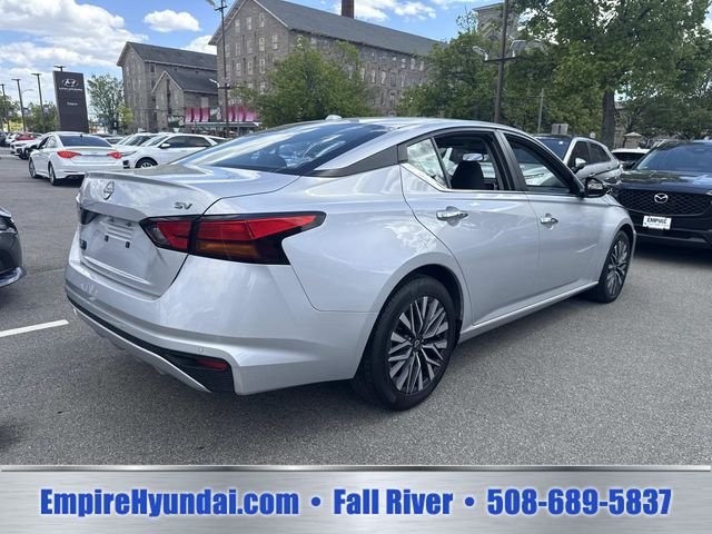 Used 2024 Brilliant Silver Metallic Nissan 2.5 SV image 7
