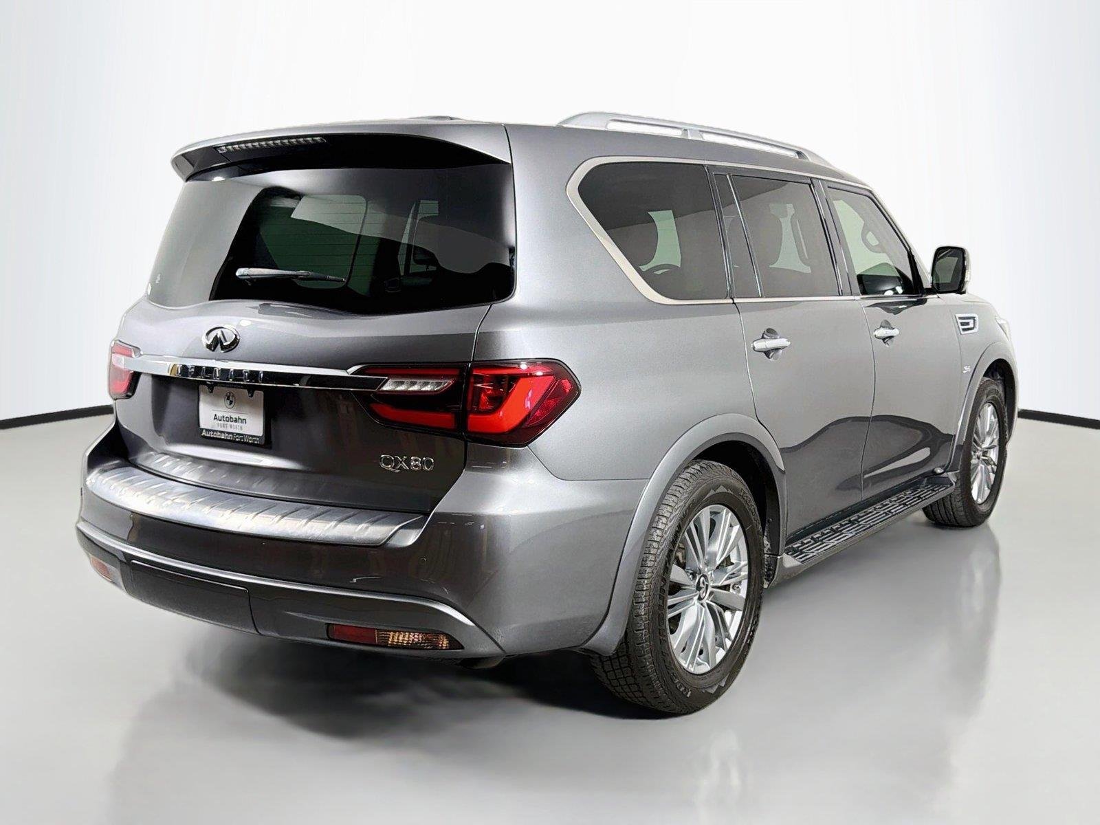 Used 2020 Liquid Platinum INFINITI LUXE image 5