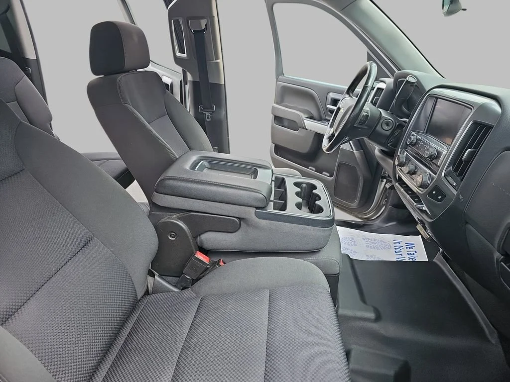 Used 2018 SILVER ICE METALLIC Chevrolet LT image 13