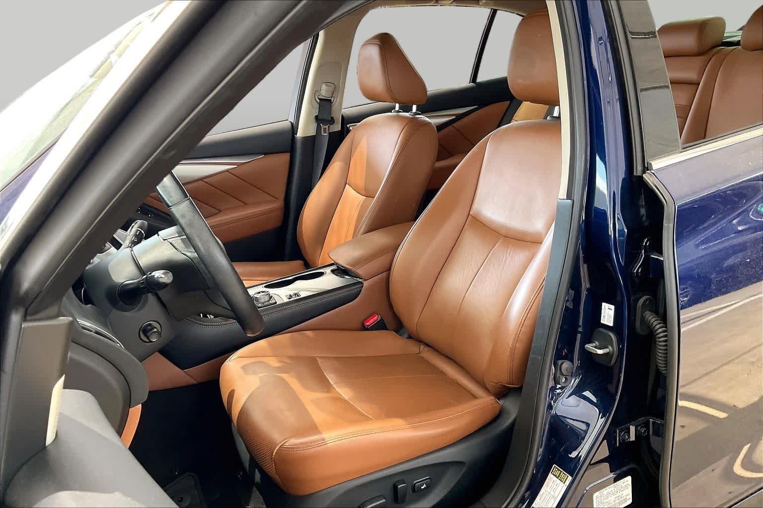 Pre-Owned 2024 INFINITI Q50 LUXE