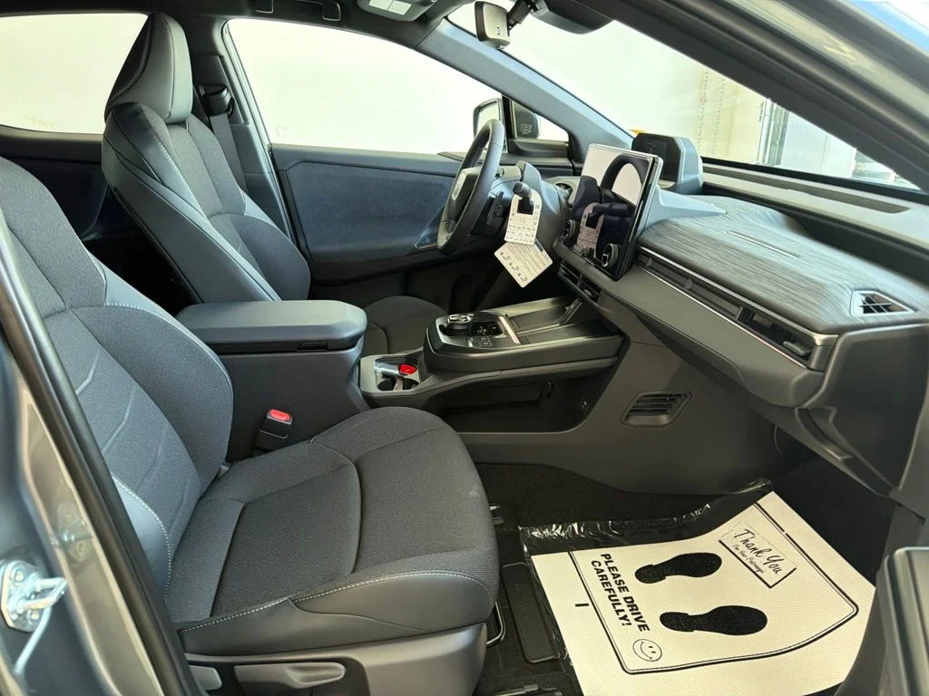New 2026 Overcast Toyota  SE image 34