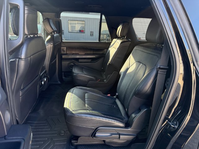 Used 2019 Black Metallic Ford Limited image 22