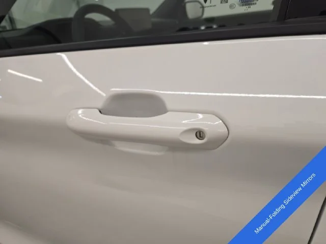New 2026 Star White Metallic Tri-Coat Ford ST-Line image 25