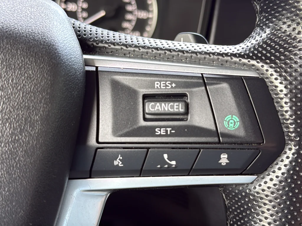 Used 2022 Black Mitsubishi SEL image 14