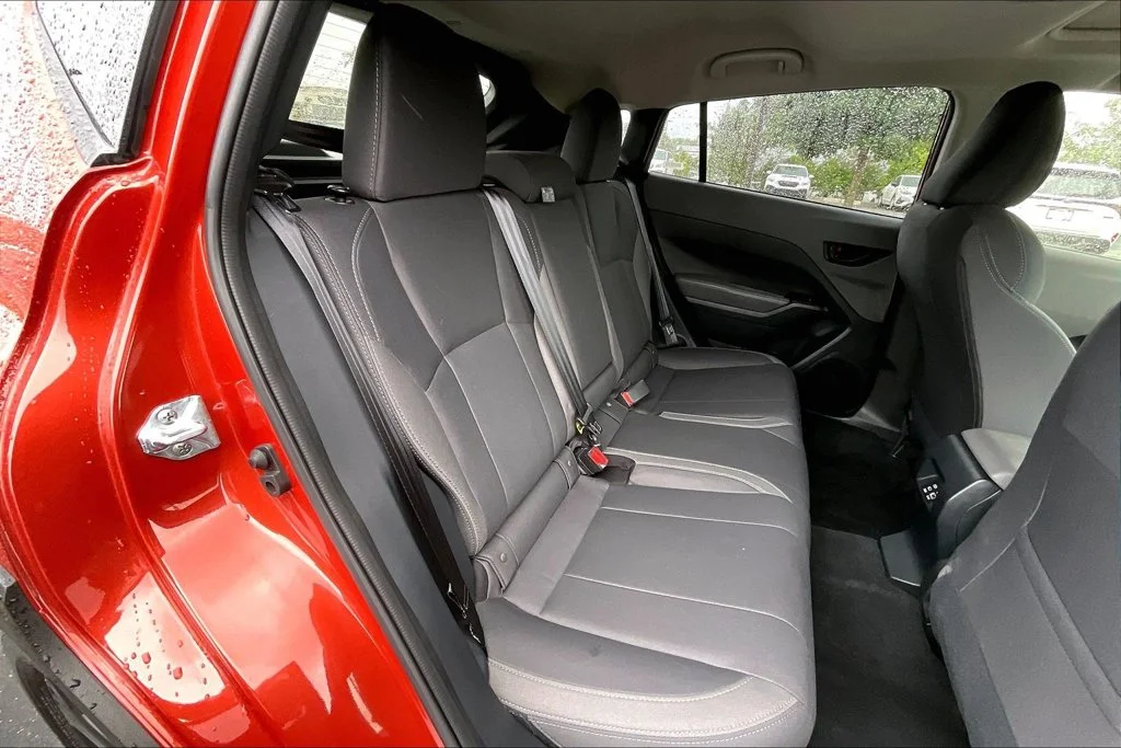 Used 2025 Beige Subaru Premium image 28