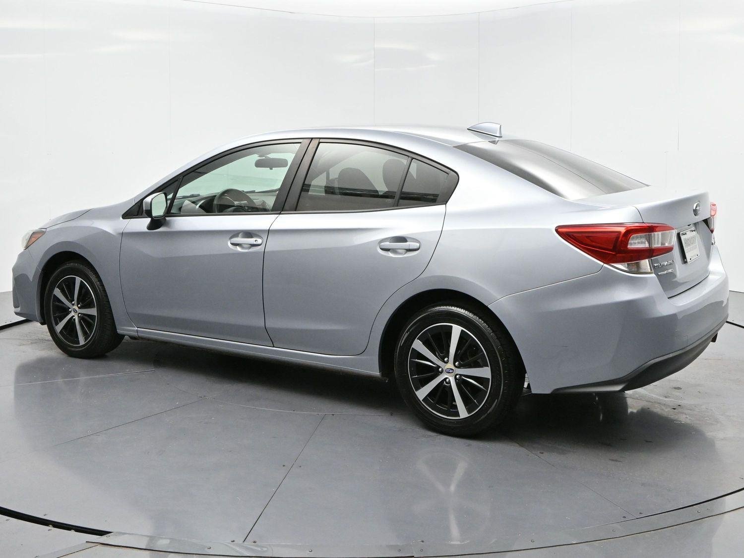 Used 2019 Ice Silver Metallic Subaru Premium image 5